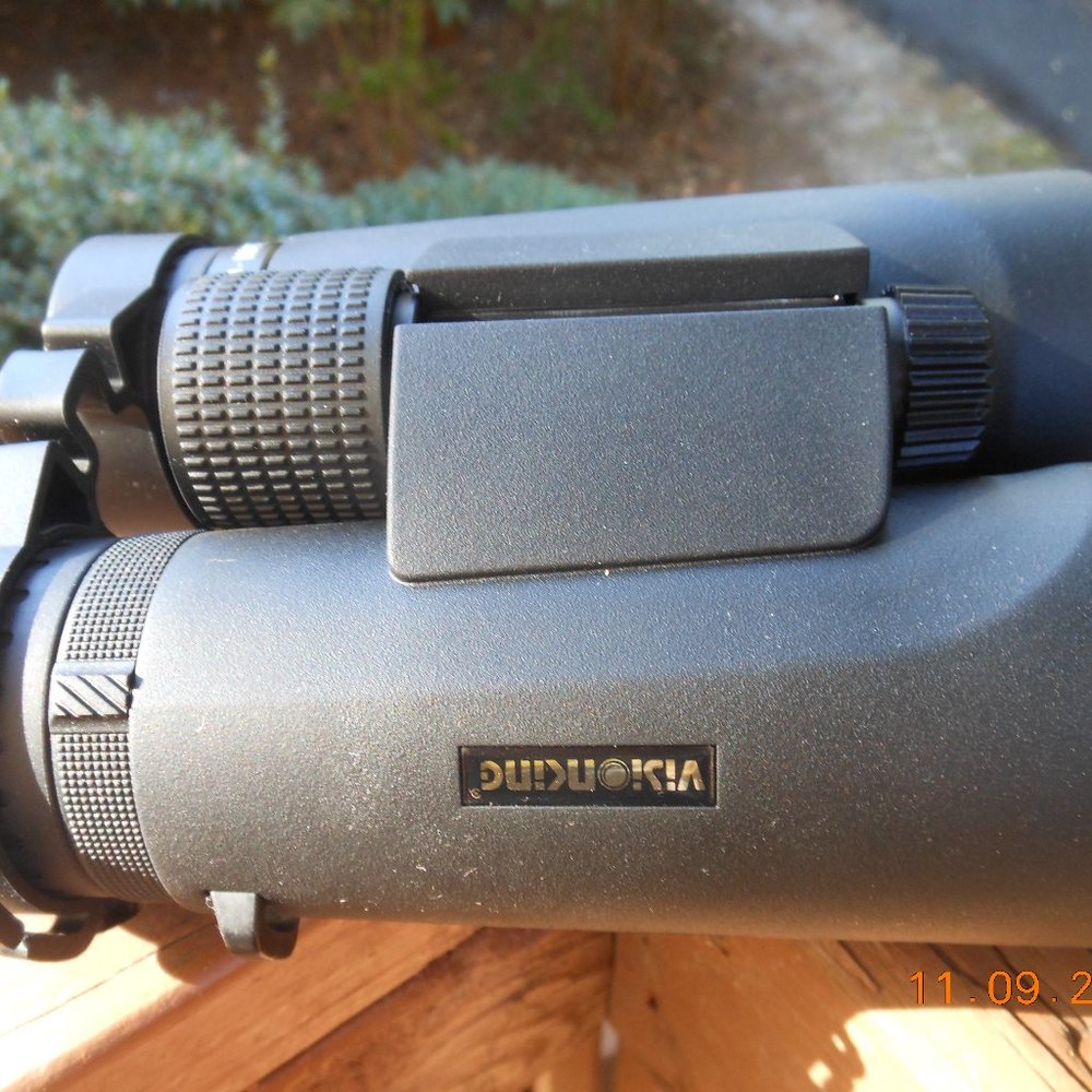 Vision King 10X42 ED binocs